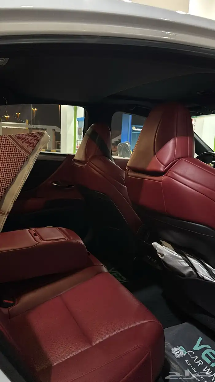 لكزس ES 350 f sport 2019 13