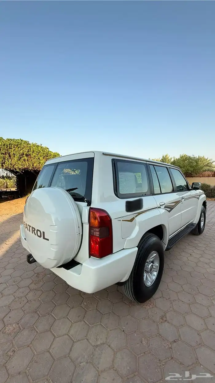 فتك باترول سفاري 2009 لؤلؤي داخلي بيج 43