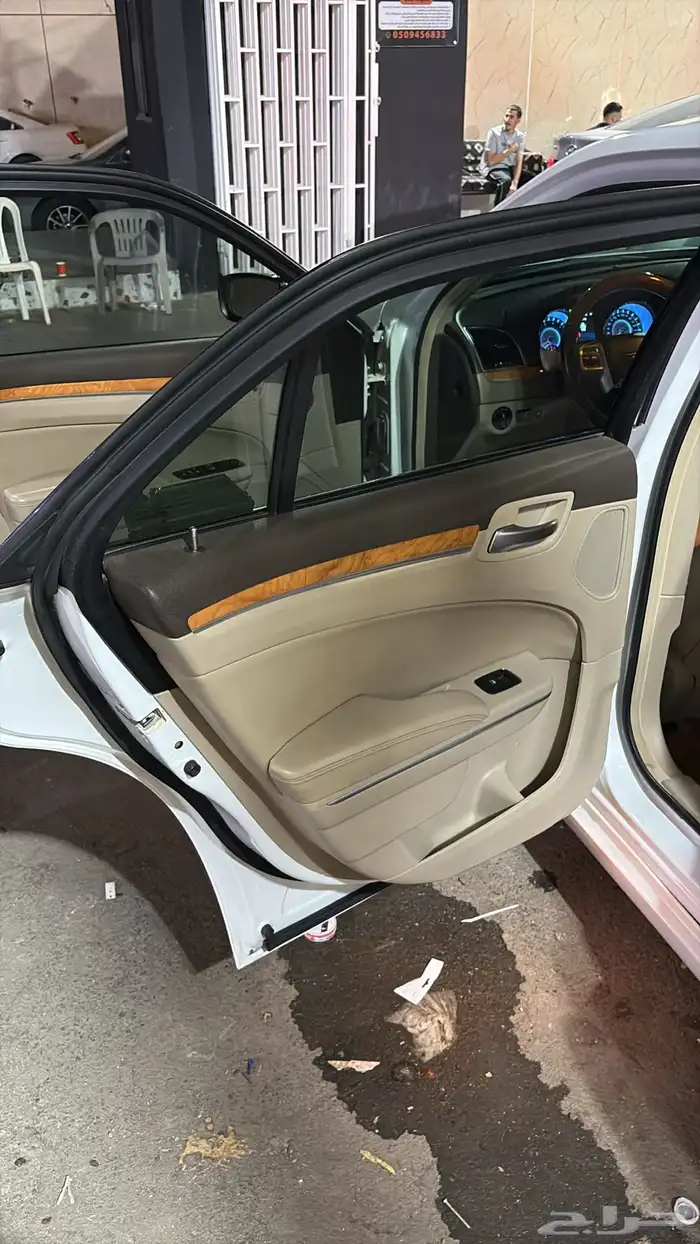 كرايسلر v8 2014 9