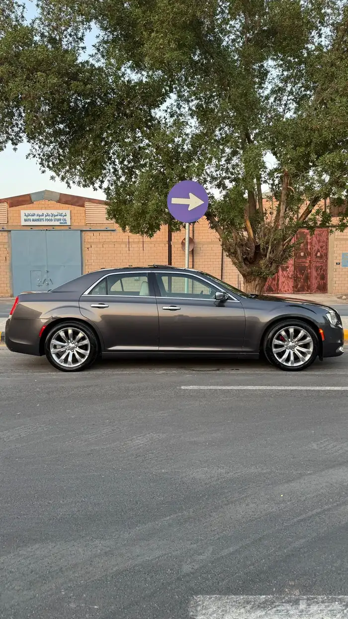 كرايسلر 2016 فل كامل هيمي 8V 19