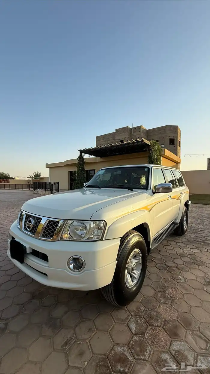فتك باترول سفاري 2009 لؤلؤي داخلي بيج 0
