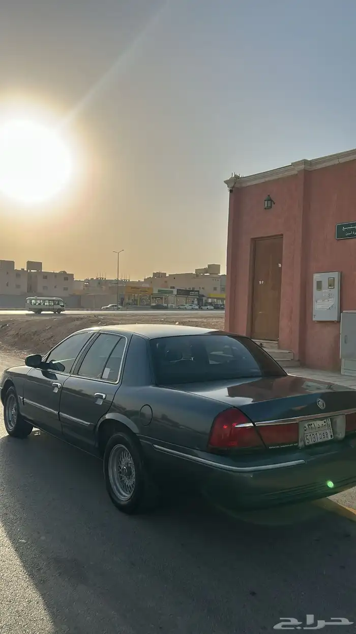 فورد ماركيز موديل 2002 نظيف 3