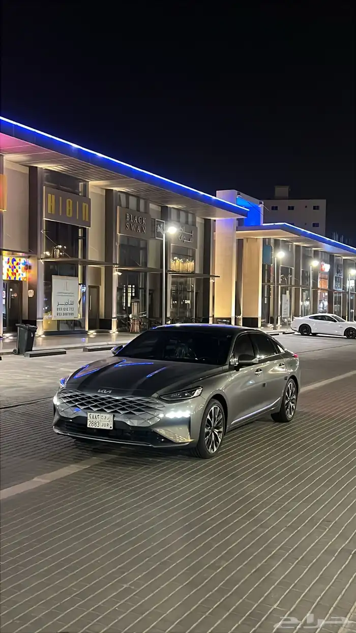 للتقبيل kia k8 0