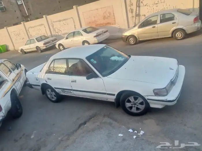 كرسيدا موديل1989مجدد مفحوص مكيف شغال 0