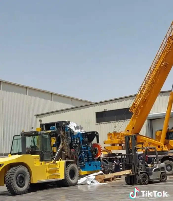 للإيجار رافعه شوكيه بجمع المقاسات 0