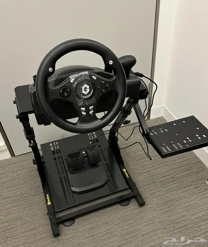 دركسون مع طاولة حق بلايستيشن 4