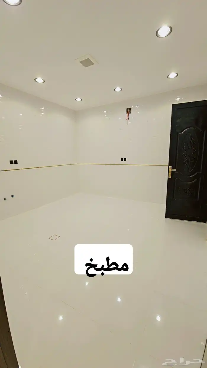 للبيع فلل في لبن في منها بشقة بتصميم الكود السعودي 9