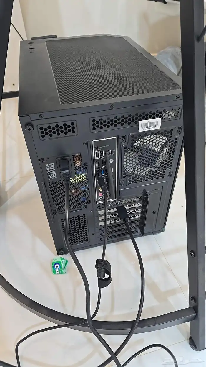 كمبيوتر ألعاب gamaing للبيع اخو الجديد 4