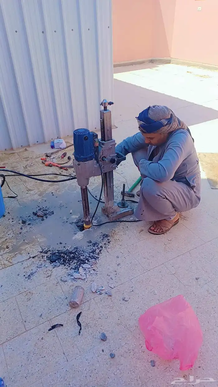 لعمل القارة و الاسفلت و التكسير و العازل المائي والحراري 0