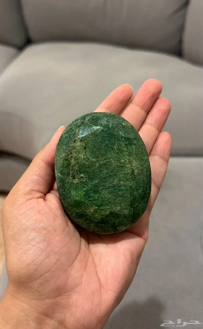 حجر كوارتز الأفنتورين الأخضر (Green Aventurine) 0
