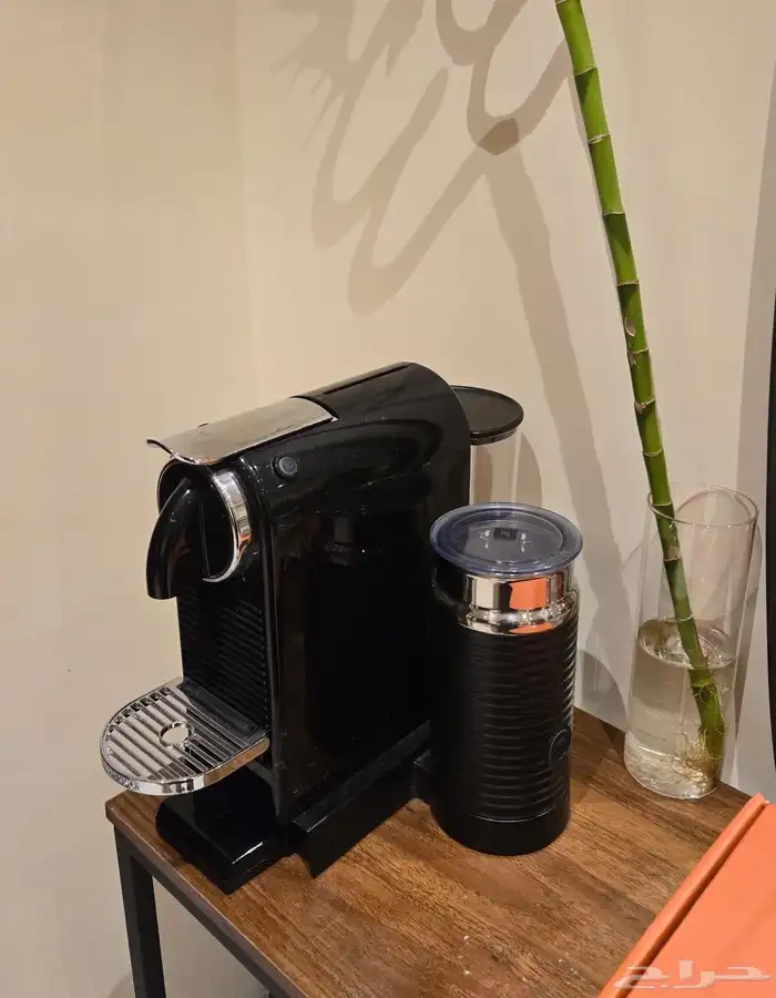 جهاز نسبريسو كبسولات مع خافقة الحليب للبيع 0