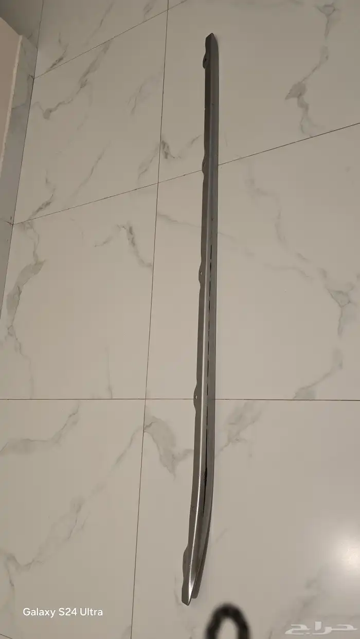 تويوتا كامري سبورت سمكة يسار أسفل الباب 2022 جوال 3