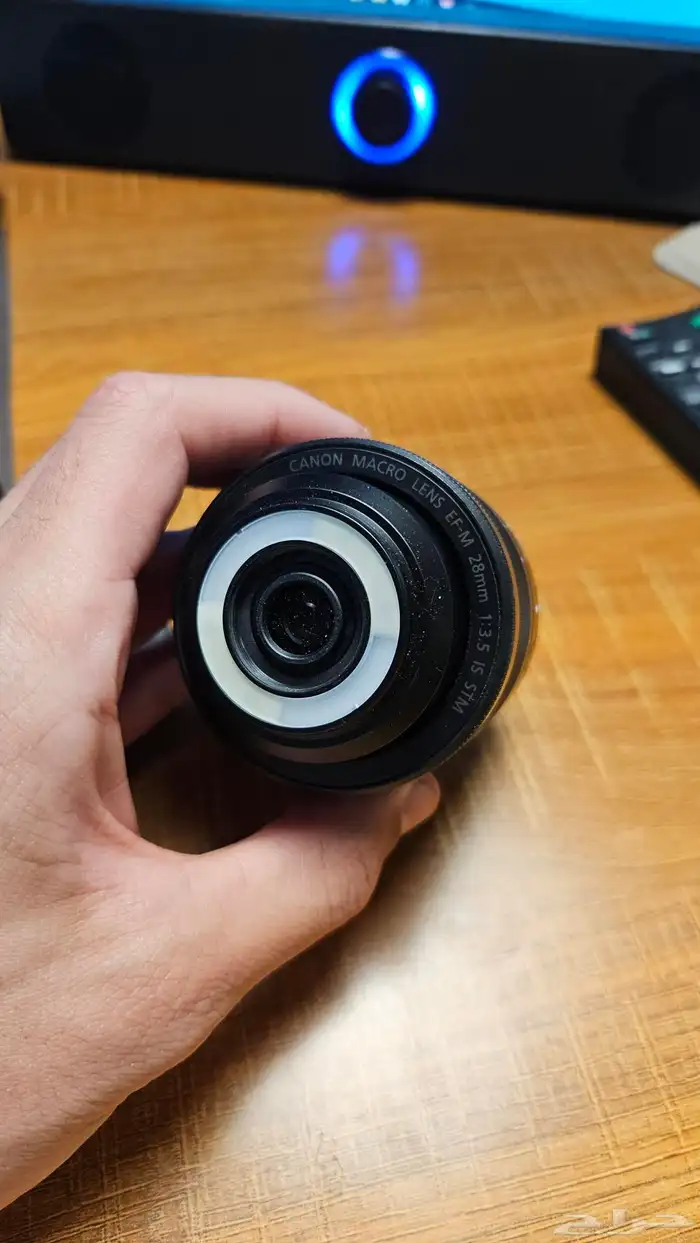 عدسة كانون EF-M 28mm 1