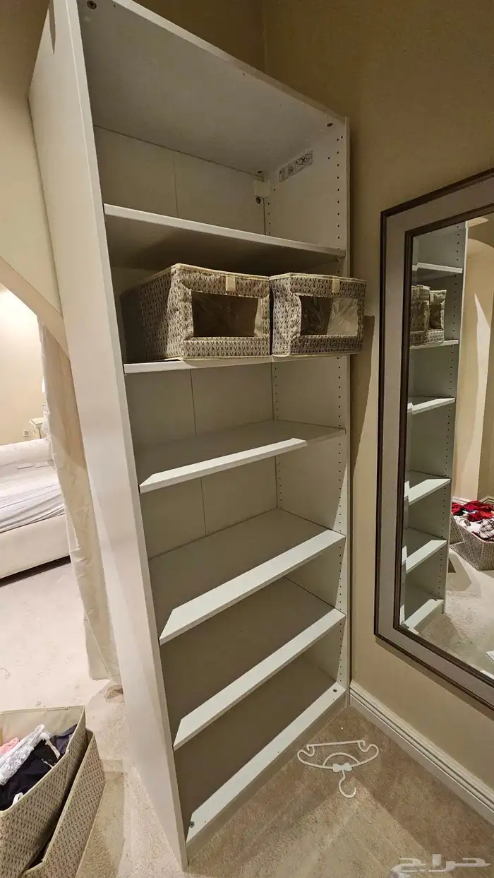 دولاب مكتبة ملابس تخزين للبيع واغراض نظيفة غيرها 0