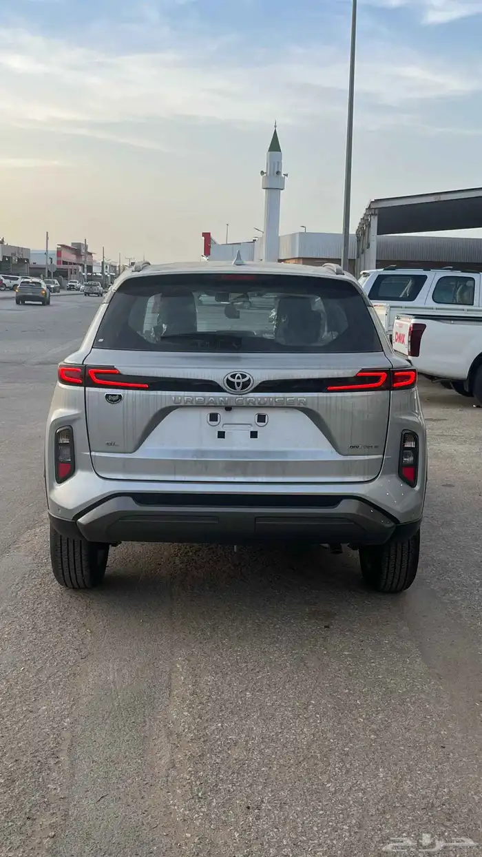 تويوتا اوربان كروزر 2026 2026 5