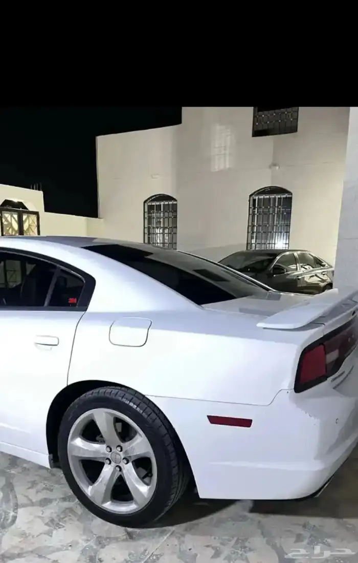 دوج تشارجر rt8. 2014 3