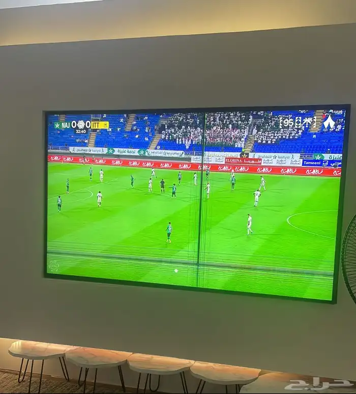 للبيع تلفزيون LG65 بوصه (قطع غيار) 0