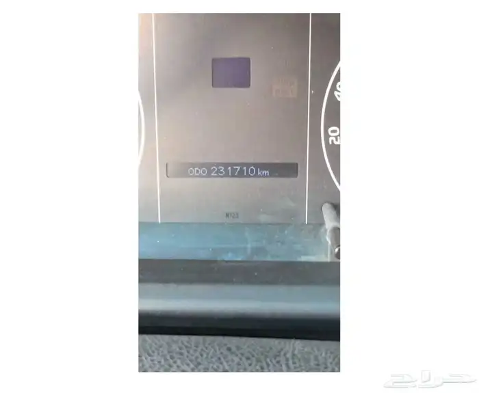 سيارة انوفا ابيض 2018 13