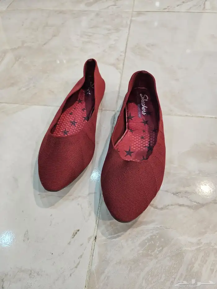 حذاء نسائي جديد من سكيتشرز مقاس 41 1