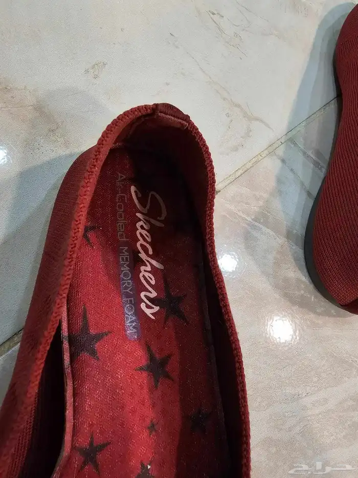 حذاء نسائي جديد من سكيتشرز مقاس 41 5