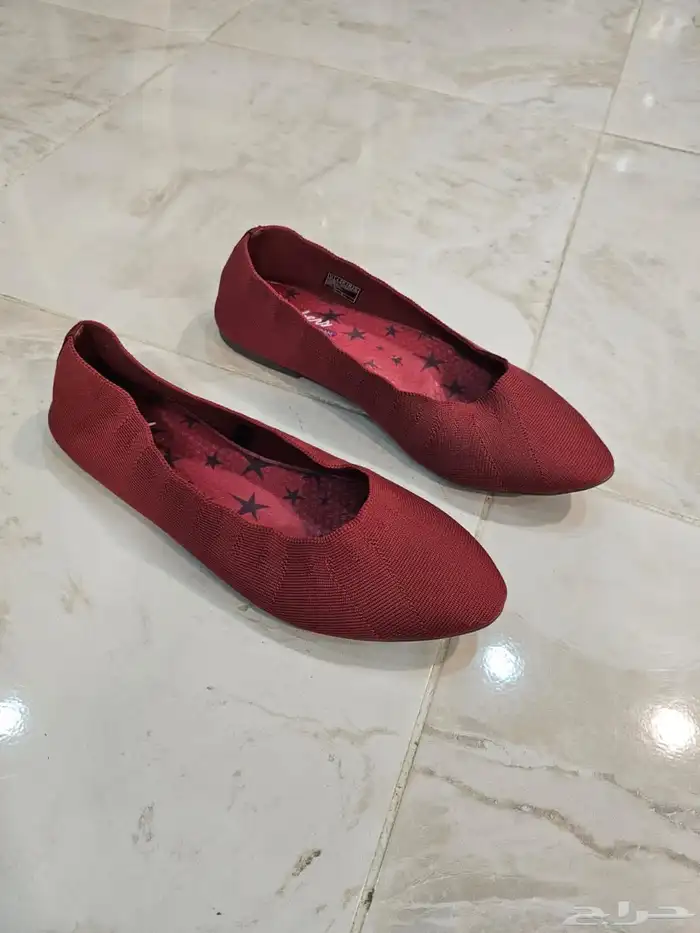 حذاء نسائي جديد من سكيتشرز مقاس 41 0