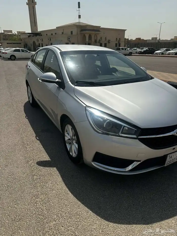 شيري اريزو 2023 0