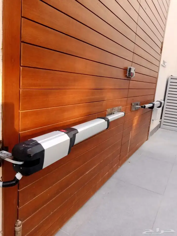 بوابات اوتوماتيك ابواب كراج شتر شبابيك اجهزة ابواب 7