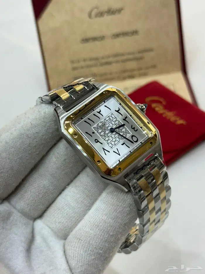 ساعة كارتير سانتوس بأرقام عربية Cartier Santos 2
