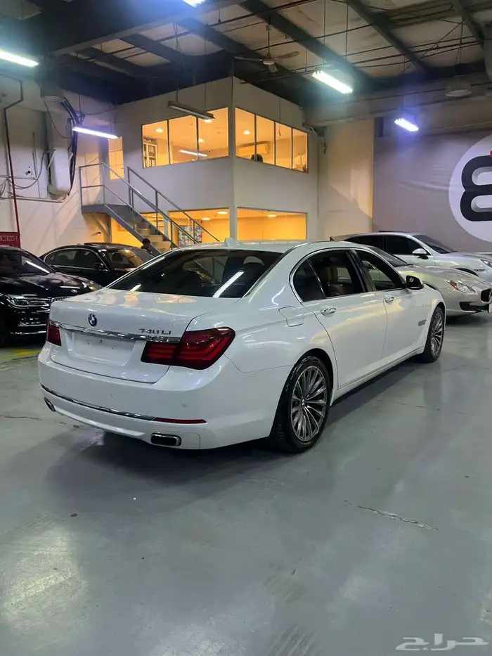 بي ام دبليو 740Li 3