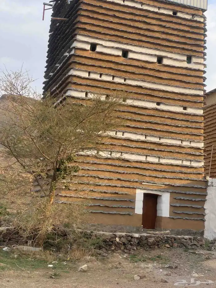 ترميم بيوت الطين وبناها تركيب حجر طبيعي توريد جرع واثل وحجر 1