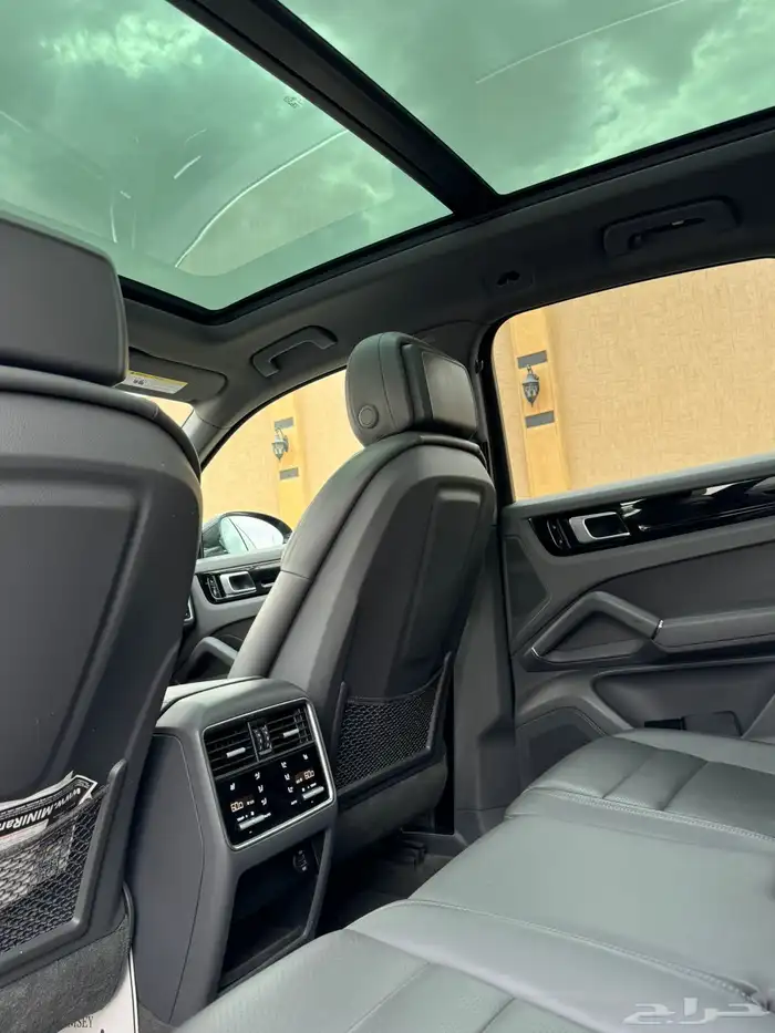 بورش كايين 10