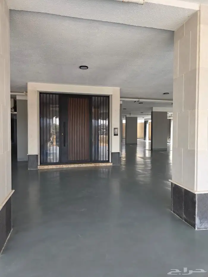 شقق تمليك فاخرة ولي العهد 1 داخل الحد 5 غرف ب 470 4