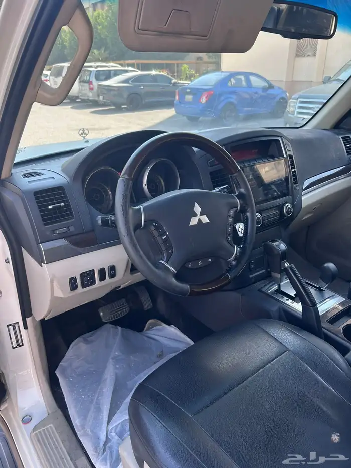 ميتسوبيشي باجيرو 2014 5