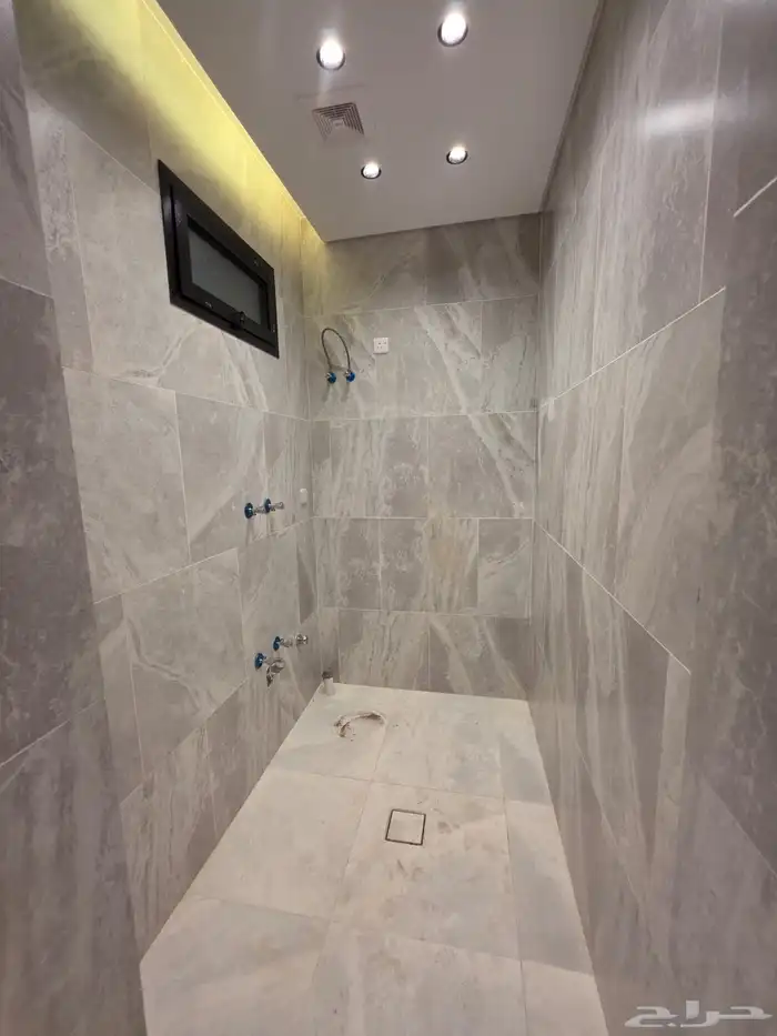 شقق تمليك فاخرة ولي العهد 1 داخل الحد 5 غرف ب 470 3