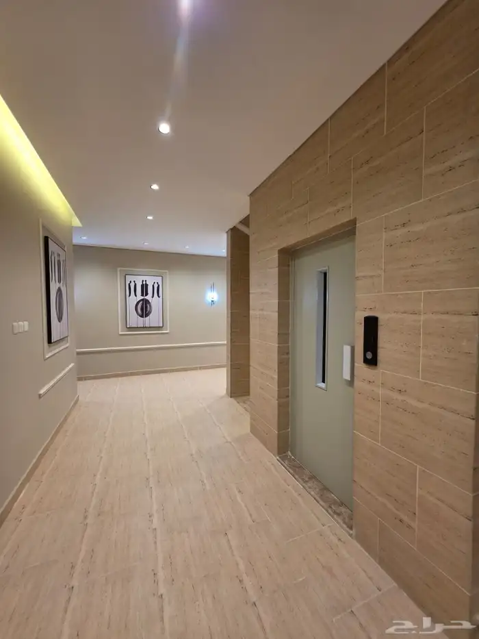 شقق تمليك فاخرة ولي العهد 1 داخل الحد 5 غرف ب 470 10