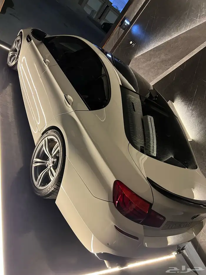 للبيع BMW M5 2013 0