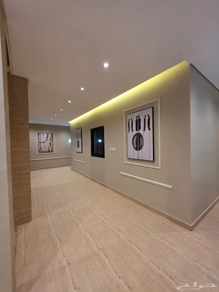 شقق تمليك فاخرة ولي العهد 1 داخل الحد 5 غرف ب 470 7