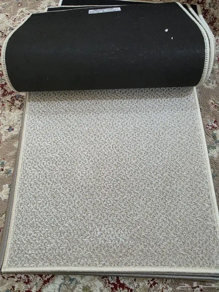 موكيت مربعات بلاط مكتبي مفروشات الطلحه لجميع انواع الموكيت 9