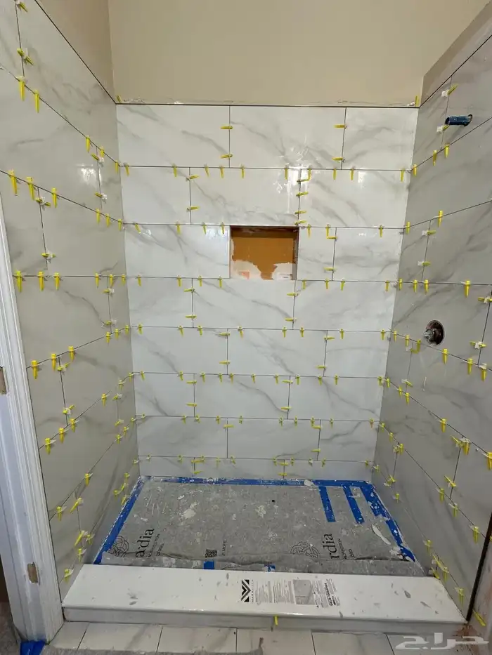 مبلط دهان سباق بورسلان تكسير و تركيب 0