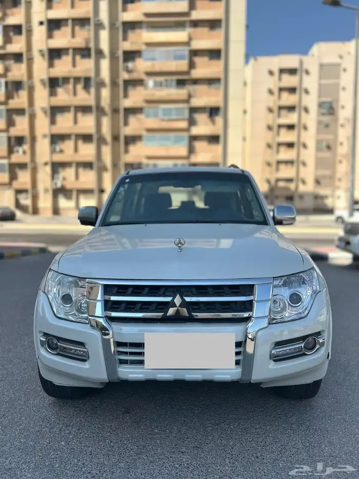 ميتسوبيشي باجيرو 2014 0