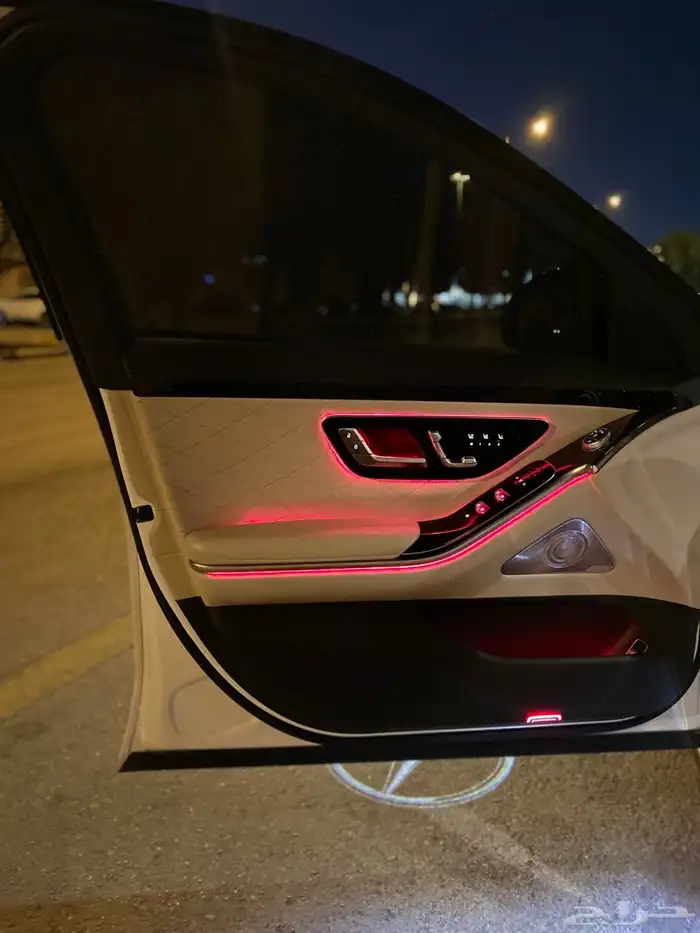 للبيع مرسيدس S400d موديل 2022 ديزل 10