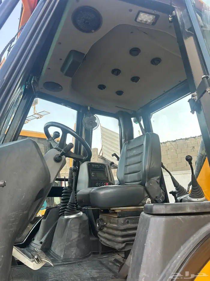 عرجا JCB دبل 3DX بلس موديل 2025 نظيف 7