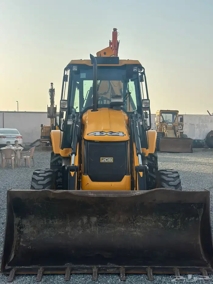 عرجا JCB دبل 3DX بلس موديل 2025 نظيف 3