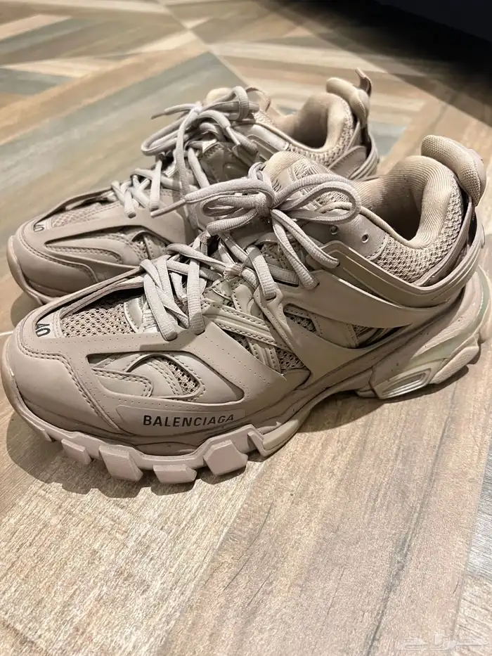 بالنسياغا   Balenciaga Mesh Track Sneakers 0