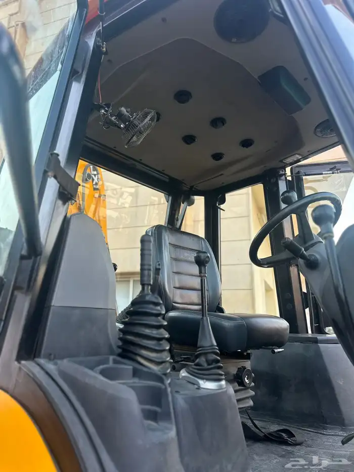عرجا JCB دبل 3DX بلس موديل 2025 نظيف 8
