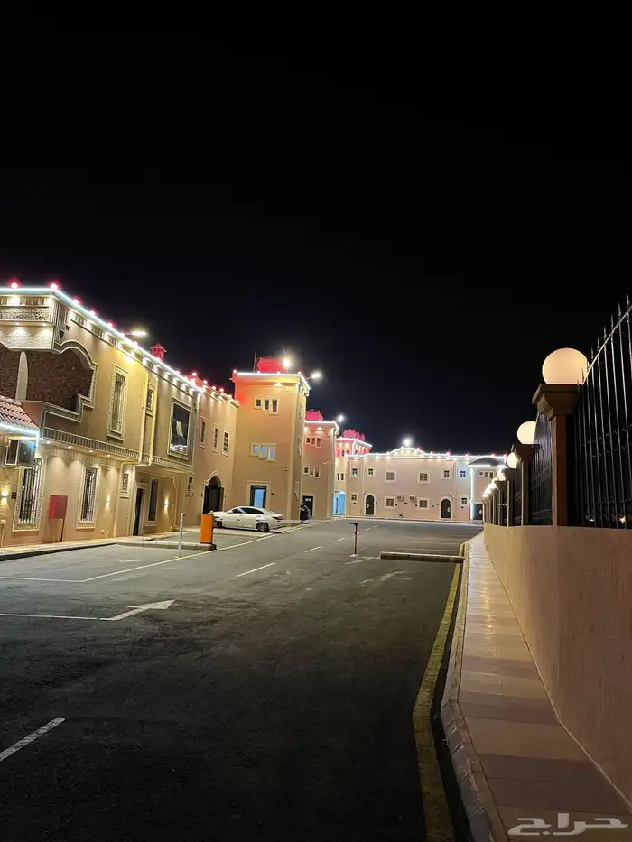 مجمع سكني   اجار شهري - يومي 22