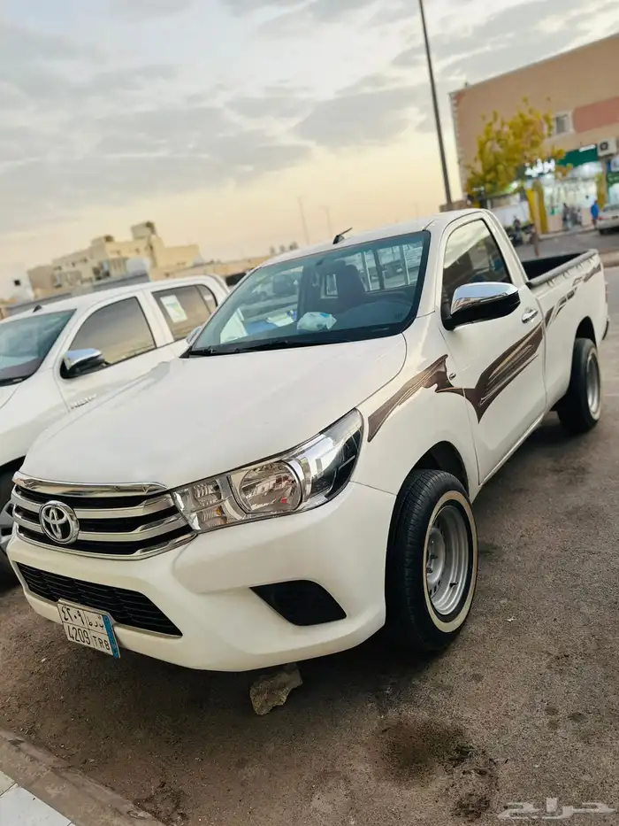 تويوتا هايلوكس غماره بنزين بدون دبل 2018 9
