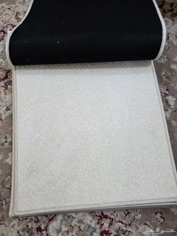 موكيت مربعات بلاط مكتبي مفروشات الطلحه لجميع انواع الموكيت 10