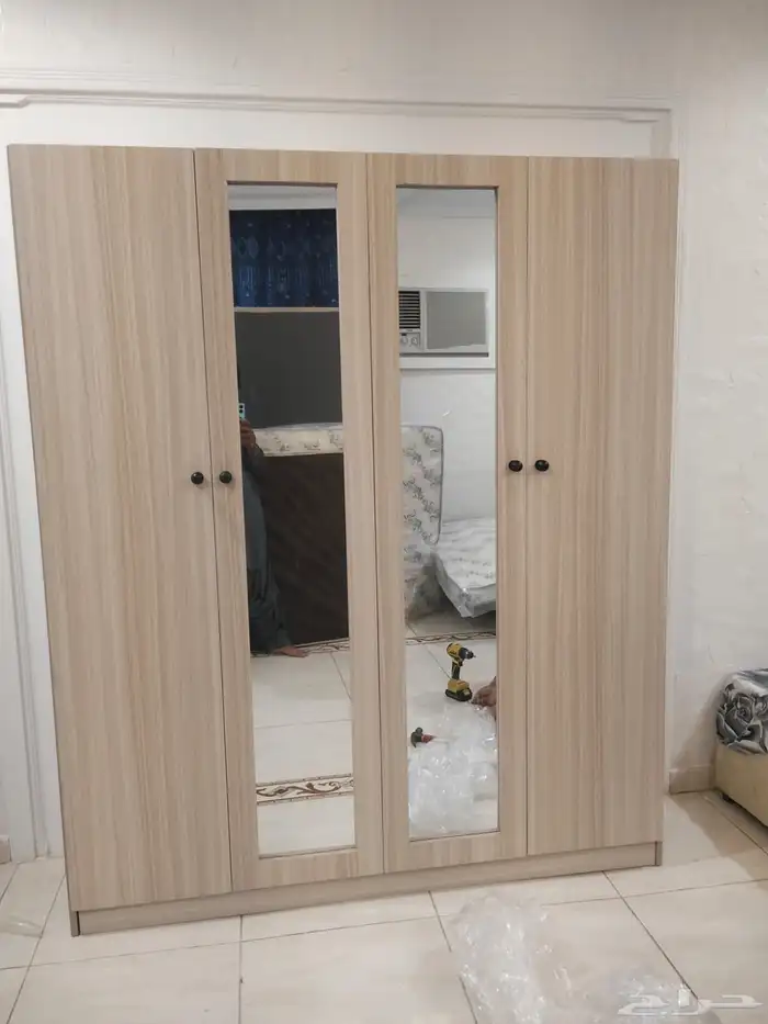 غرفة نوم كاملة  أثاث منزلي  سرير ودولاب وبطانيات 3