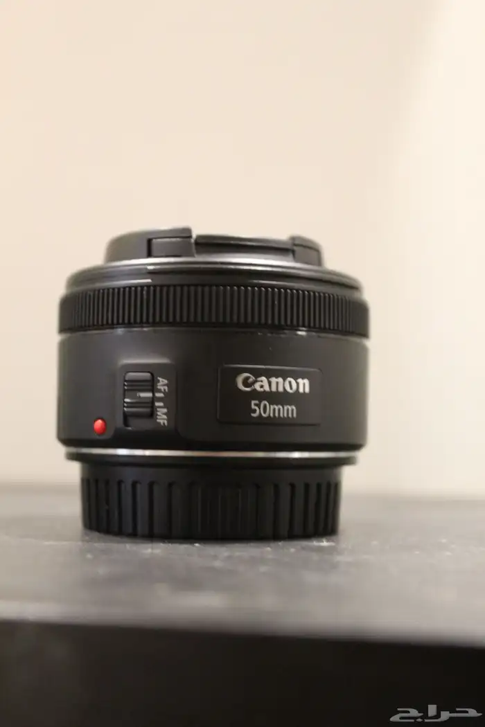 كاميرا كانون Canon EOS 4000D مع عدسة EF-S 18-55mm استخدام 14